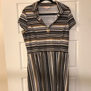 Jude Connally Tan Black and White Travel Dress